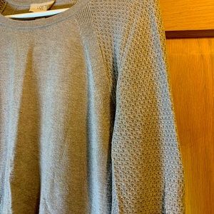 Women’s S Loft tunic length sweater